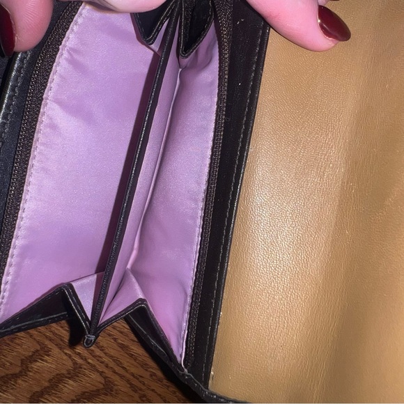 Coach Wallet - Picture 4 of 6